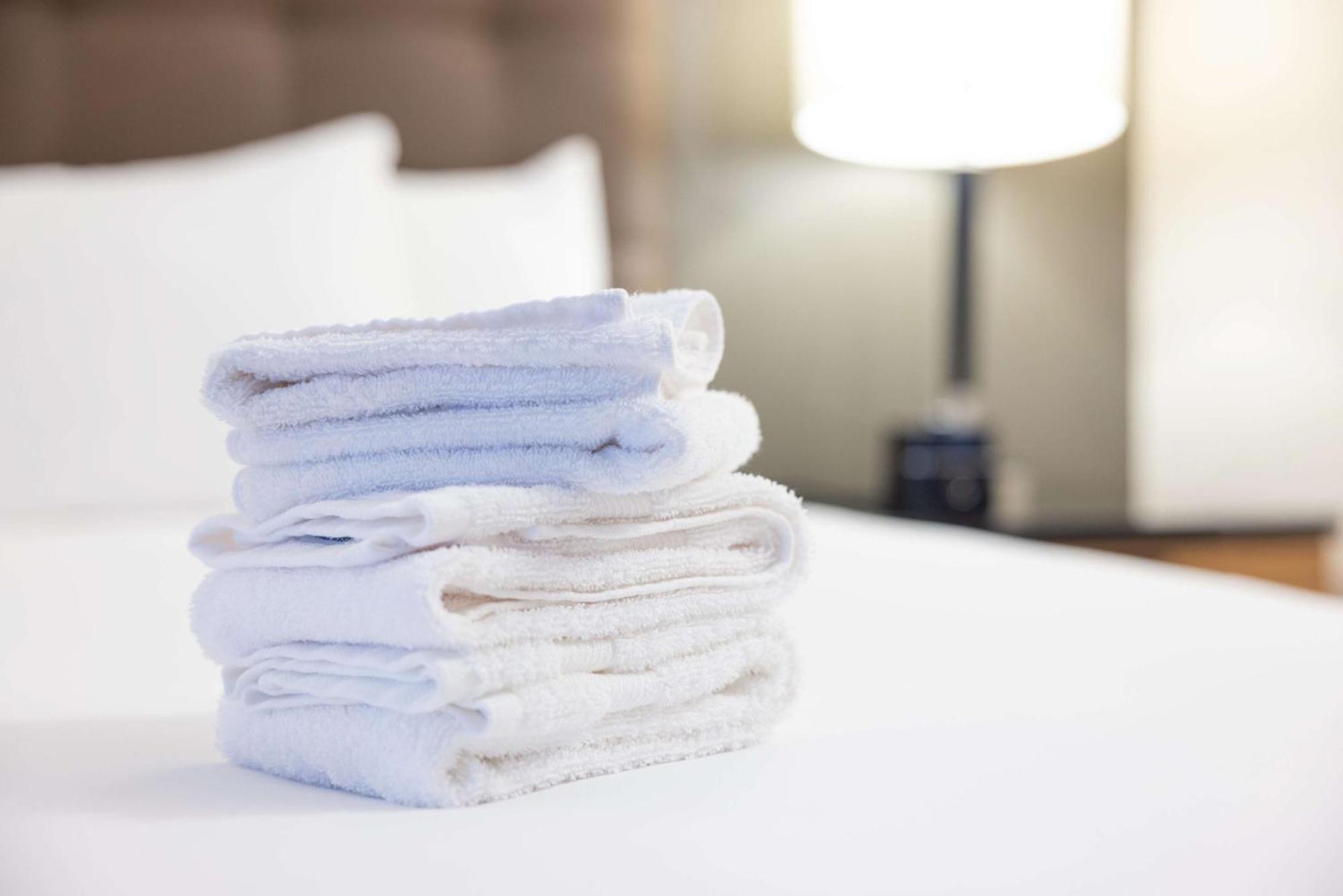 Drury Inn & Suites Jackson Mo Bagian luar foto
